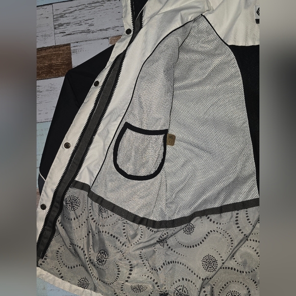 Columbia Heavy Duty Windbreaker - Picture 9 of 10